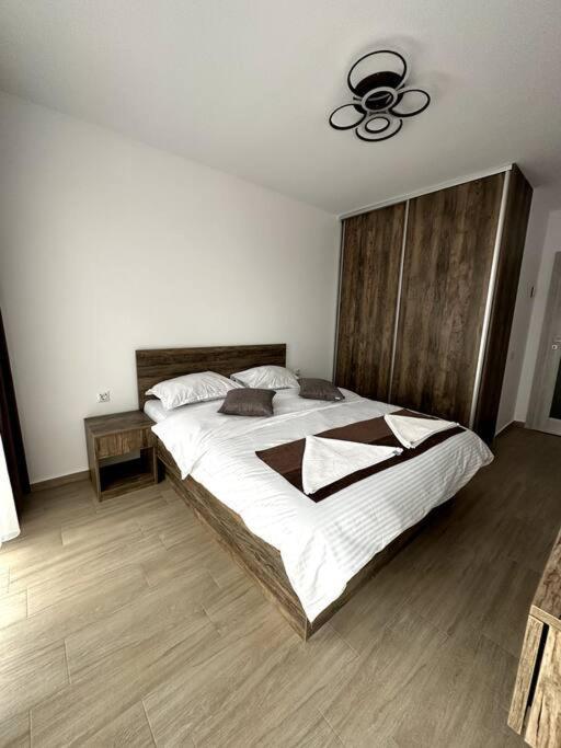 Central River Apartment Cluj-Napoca Extérieur photo