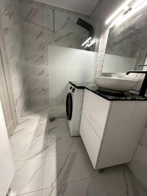 Central River Apartment Cluj-Napoca Extérieur photo